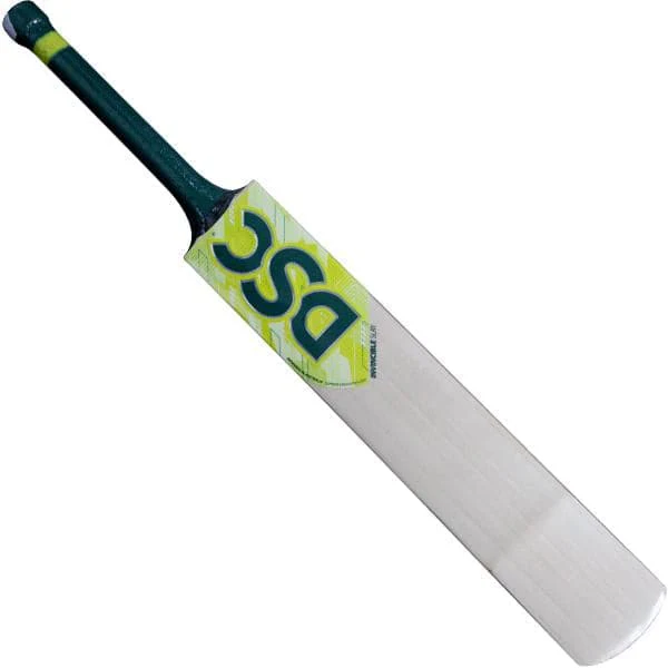 DSC Invincible Conquer Cricket Bat - Image 3