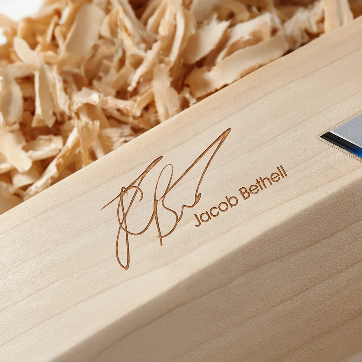 Gunn & Moore Jacob Bethell Players Edition Cricket Bat - Image 8