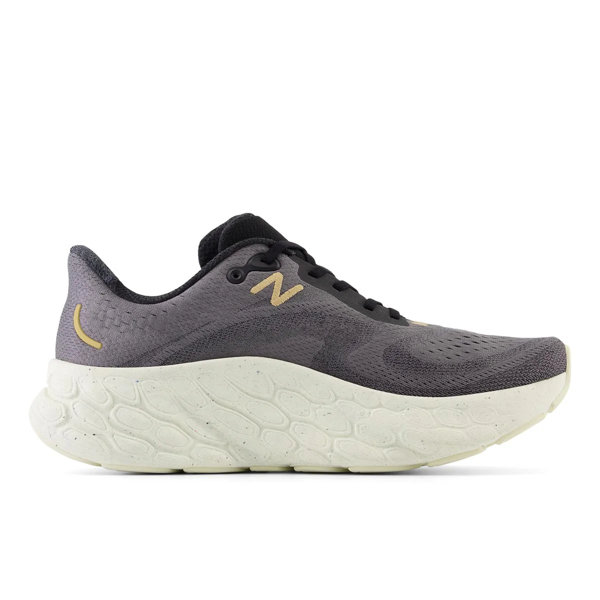New Balance Fresh Foam X MORE V4 Mens Running Shoes - Image 39