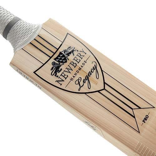 Newbery Legacy Pro Junior Cricket Bat - Image 3