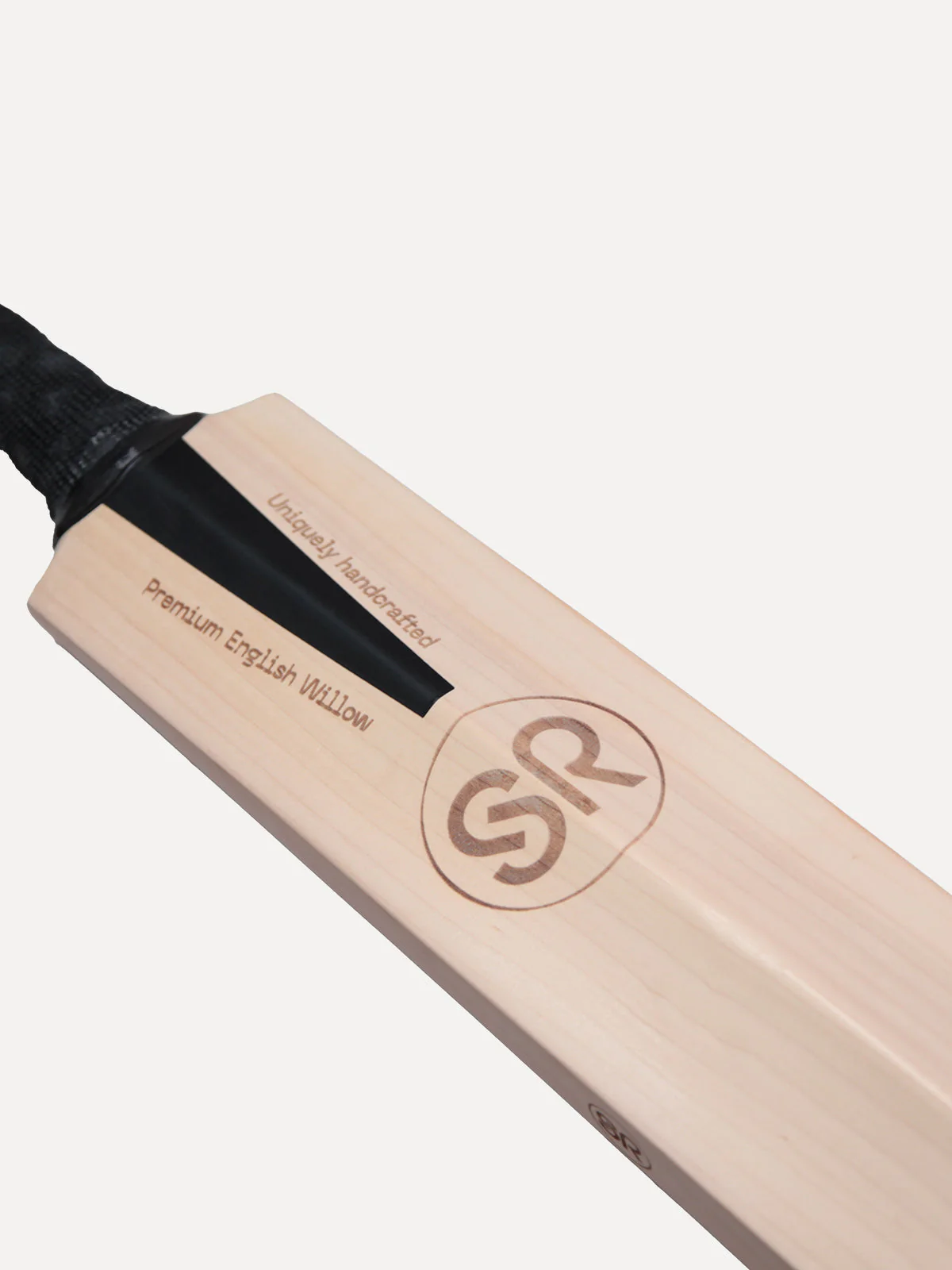 SR 71 Blackbird Grade 1 Junior Cricket Bat - Image 5